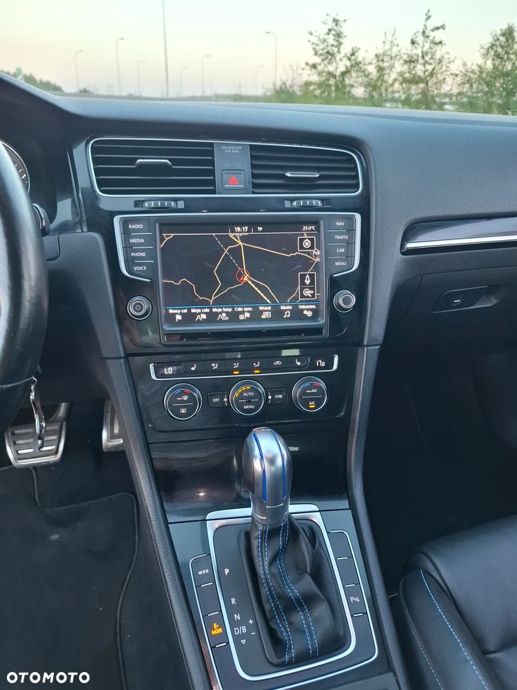 Volkswagen Golf 1.4 GTE Plug-In-Hybrid DSG - 16