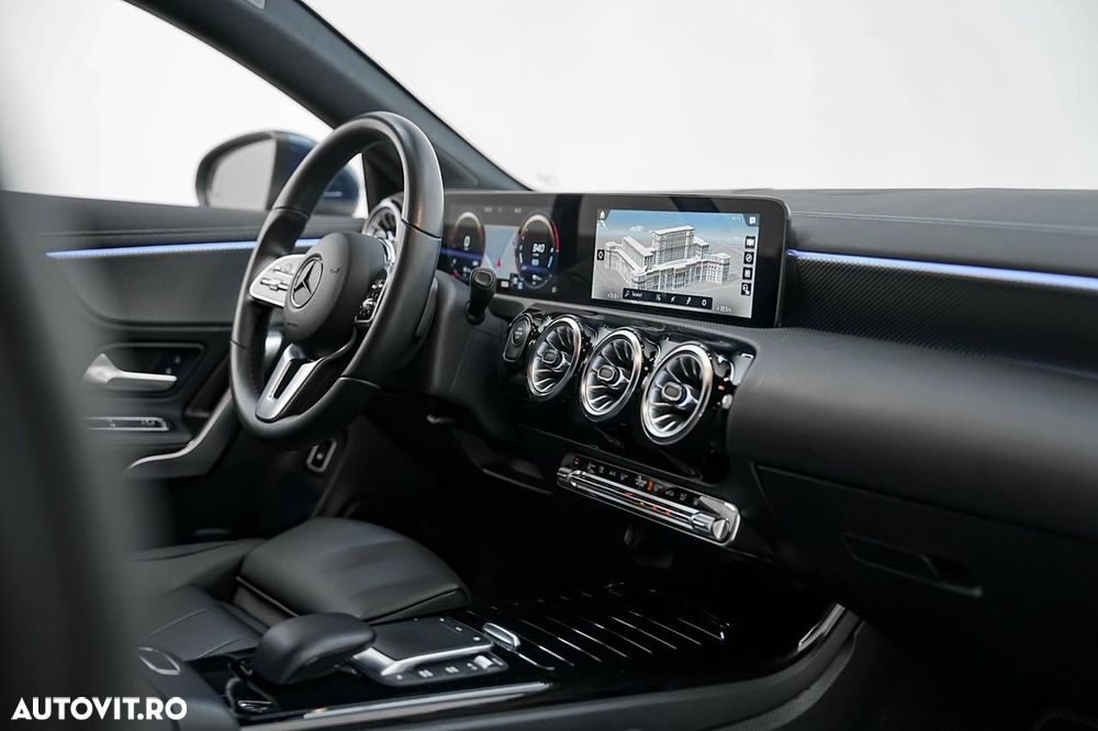 Mercedes-Benz CLA - 17