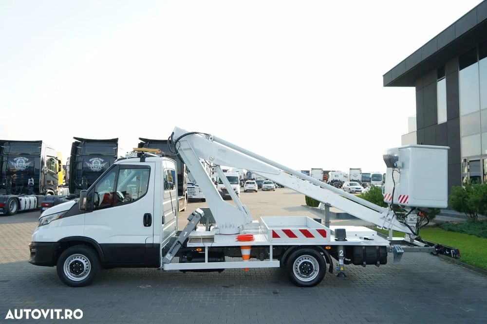 Iveco DAILY 35-140 / Platformă autotractivă / MULTITEL 160 ALUMINIU / 4 STABILIZATOARE / MANUALĂ / 2017 - 12