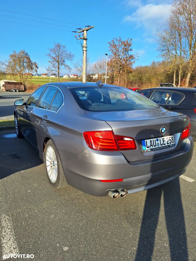 BMW Seria 5 520d Aut. - 3