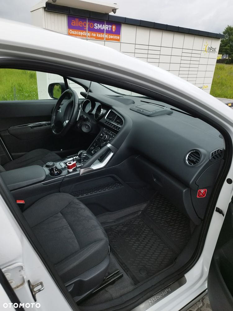 Peugeot 3008 2.0 HDi Premium+ - 5
