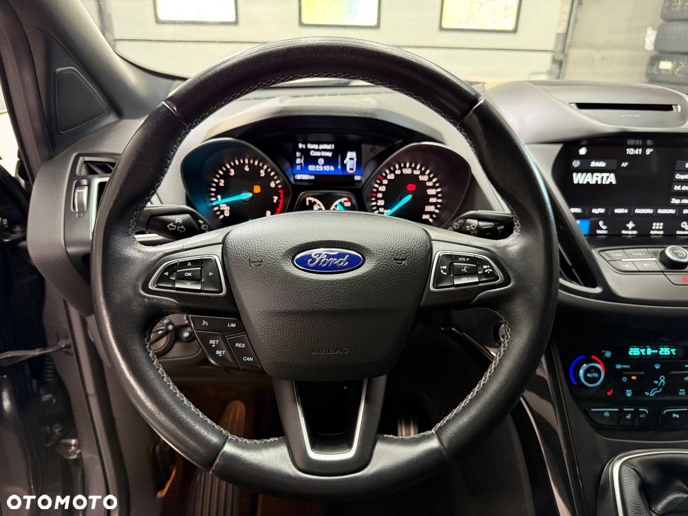 Ford Kuga 1.5 EcoBoost 2x4 ST-Line - 21