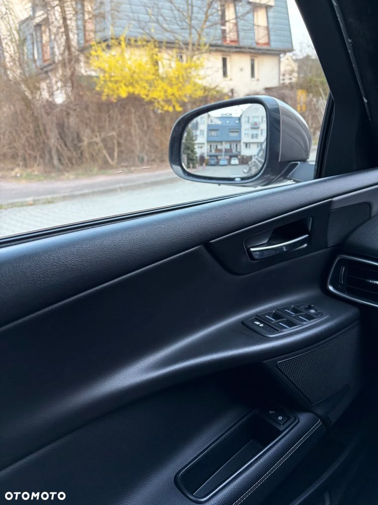 Jaguar XE 20d R-Sport - 14