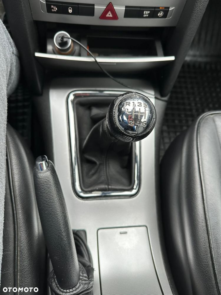 Peugeot 407 2.0 HDi Premium - 21