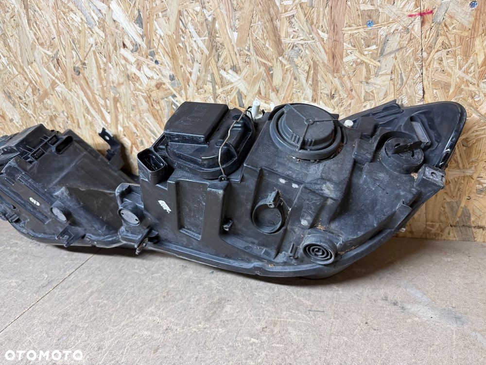 LAMPY LEWA PRAWA ZWYKŁA KOMPLET BMW X1 E84 2990001 2990002 - 3