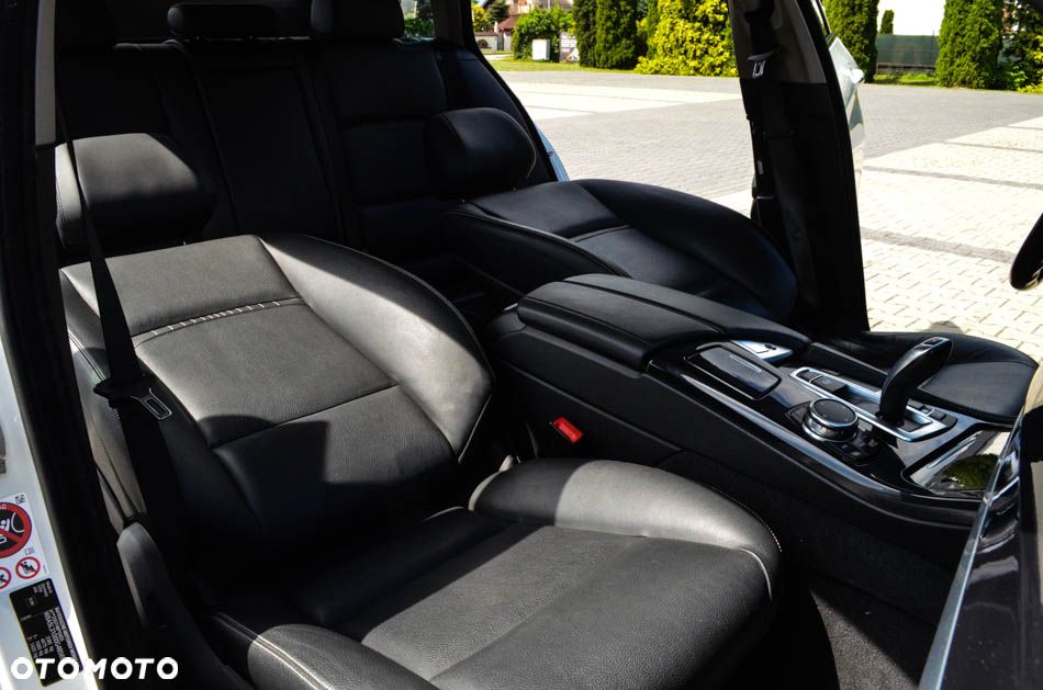 BMW Seria 5 520d Luxury Line - 34