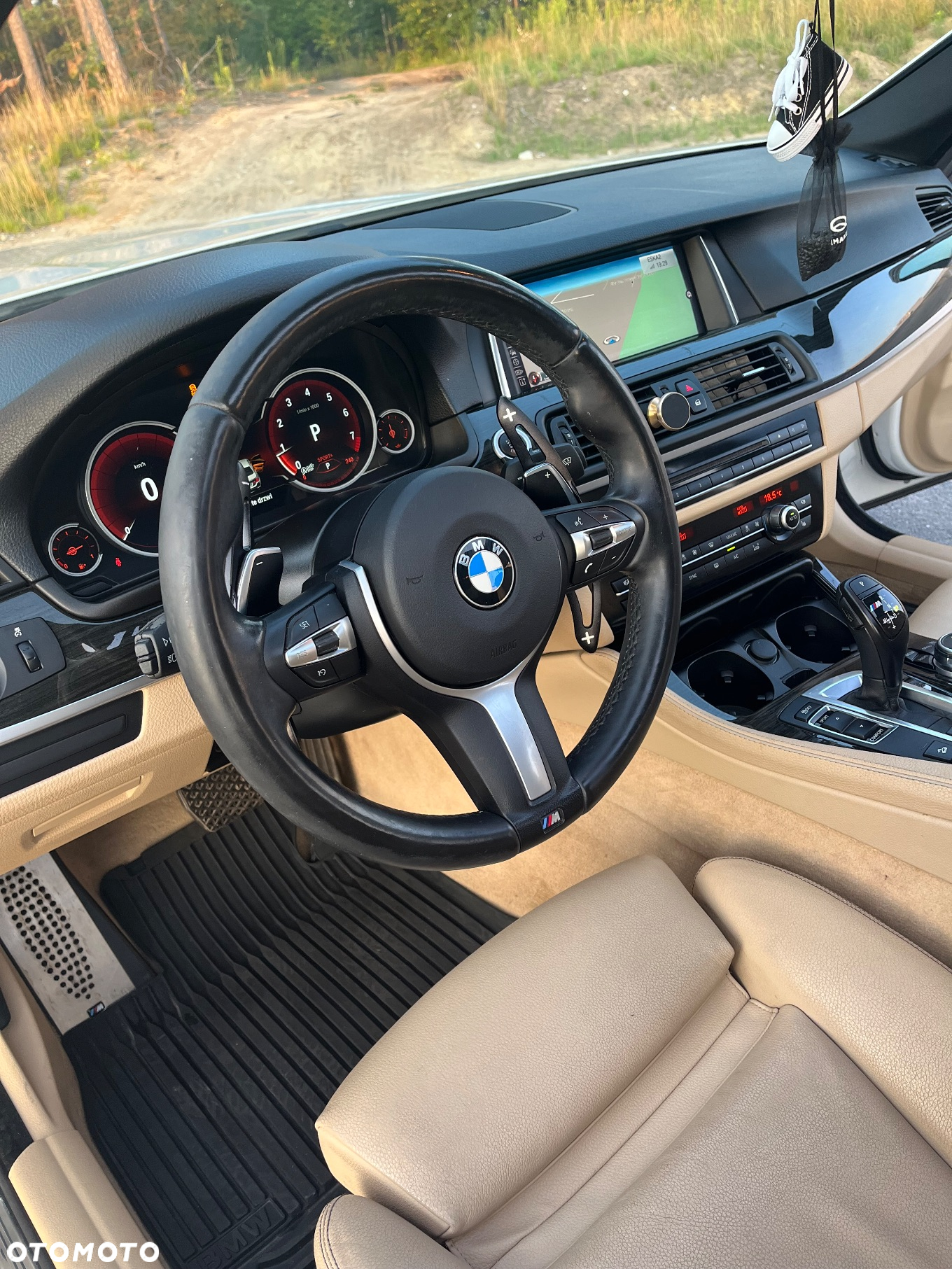 BMW Seria 5 528i xDrive - 22