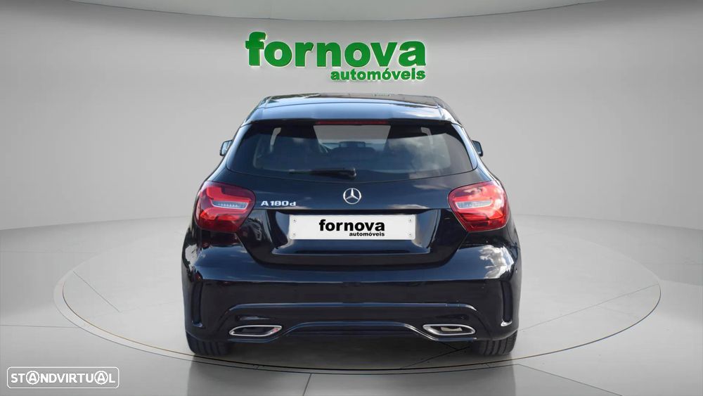 Mercedes-Benz A 180 d AMG Line - 7