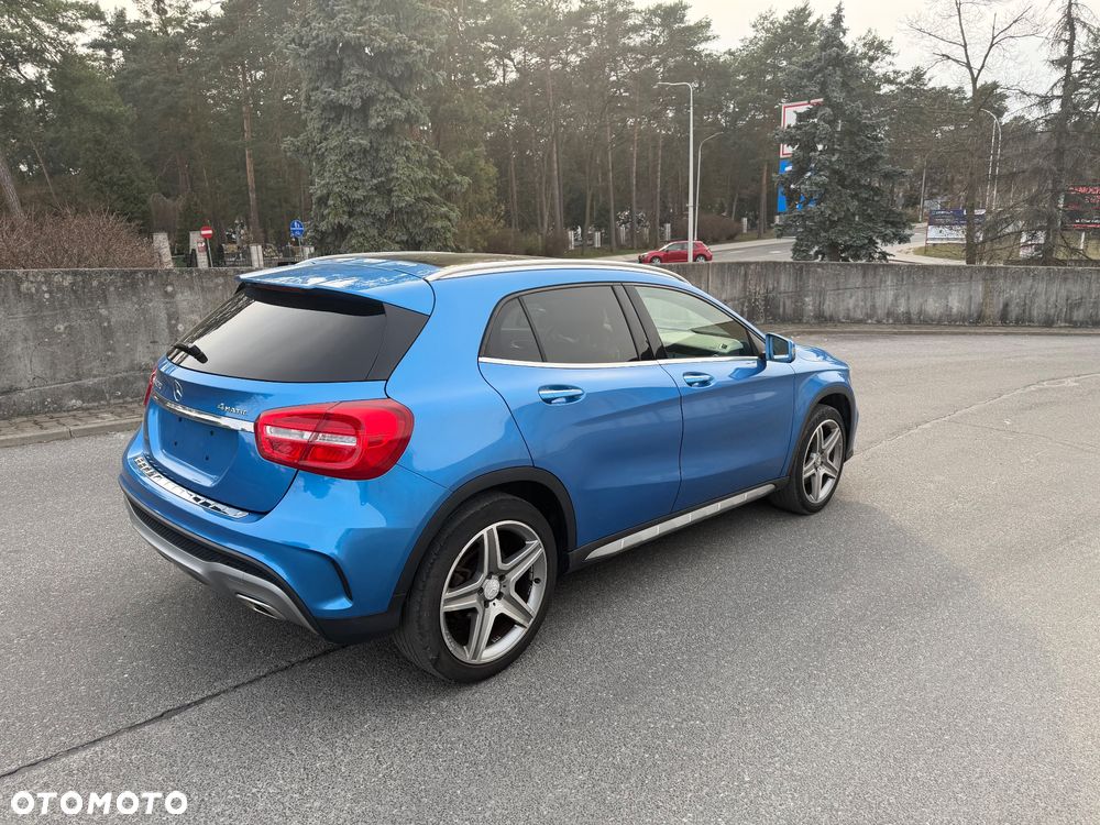 Mercedes-Benz GLA 250 7G-DCT AMG Line - 7