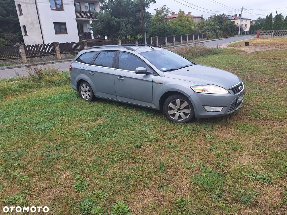Ford Mondeo 2.0 Trend - 9