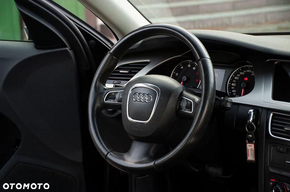 Audi A4 Limousine 2.0 TFSI Quattro - 5
