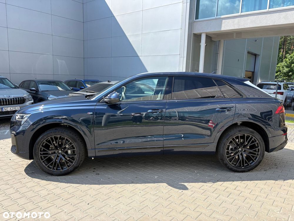 Audi Q8 - 4
