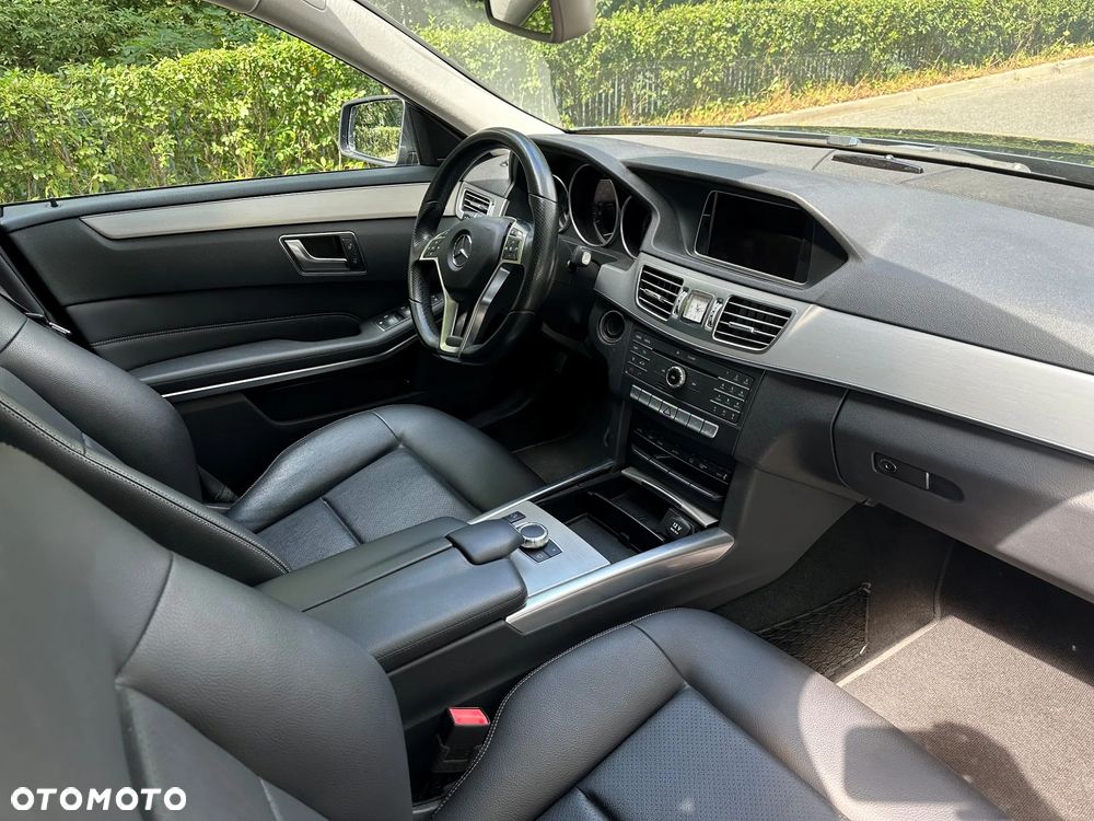 Mercedes-Benz Klasa E 250 BlueTEC 4-Matic Avantgarde - 23