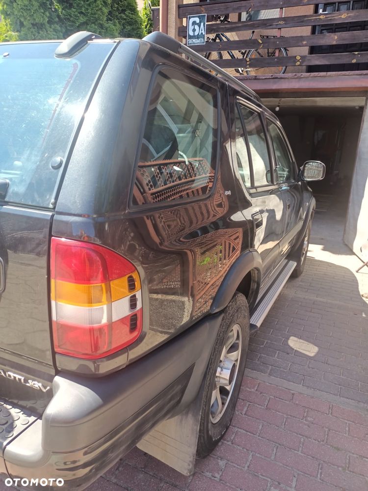 Opel Frontera - 3