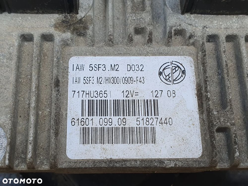 FIAT GRANDE PUNTO 1.4 8V 77KM STEROWNIK SILNIKA 51827440 - 2