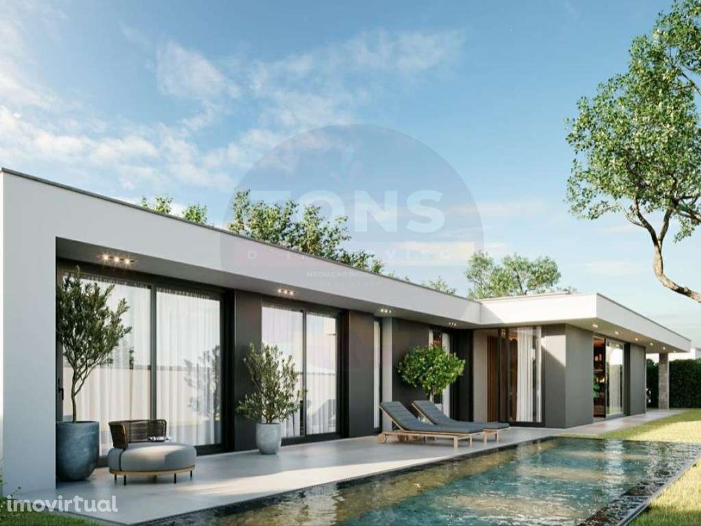 Moradia Térrea de Luxo a Poucos Metros da Praia - São Martinho do P... - Grande imagem: 2/11