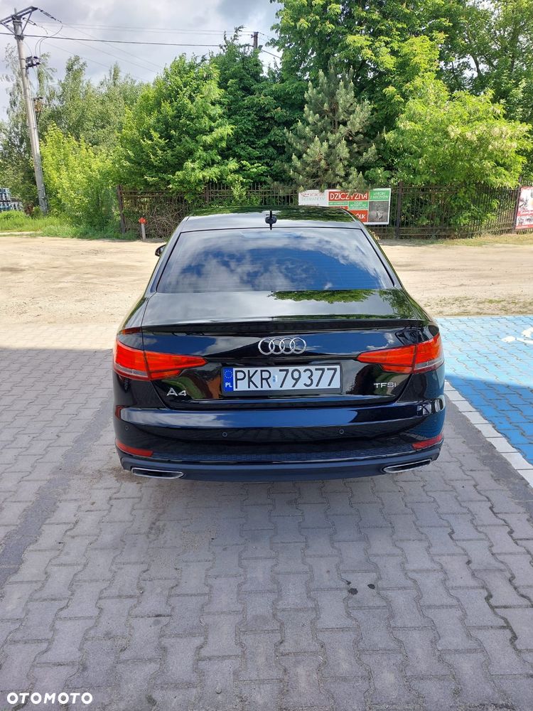 Audi A4 Avant 40 TFSI S tronic - 6