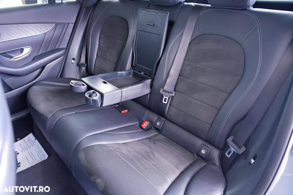 Mercedes-Benz GLC 350 e 4Matic 7G-TRONIC AMG Line - 25
