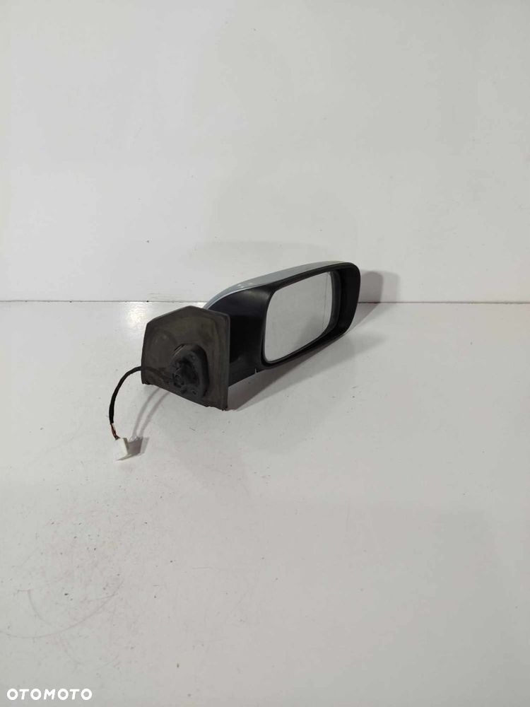 LUSTERKO PRAWE PRZÓD TOYOTA COROLLA E12 01-07 4 PIN - 4