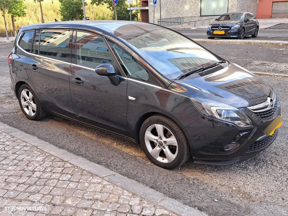 Opel Zafira 1.6 CDTi Cosmo - 4