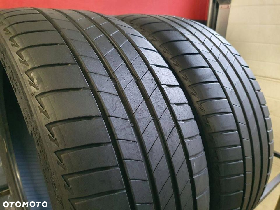 225/40R19 Bridgestone Turanza T005 para lato 5,1 - 2