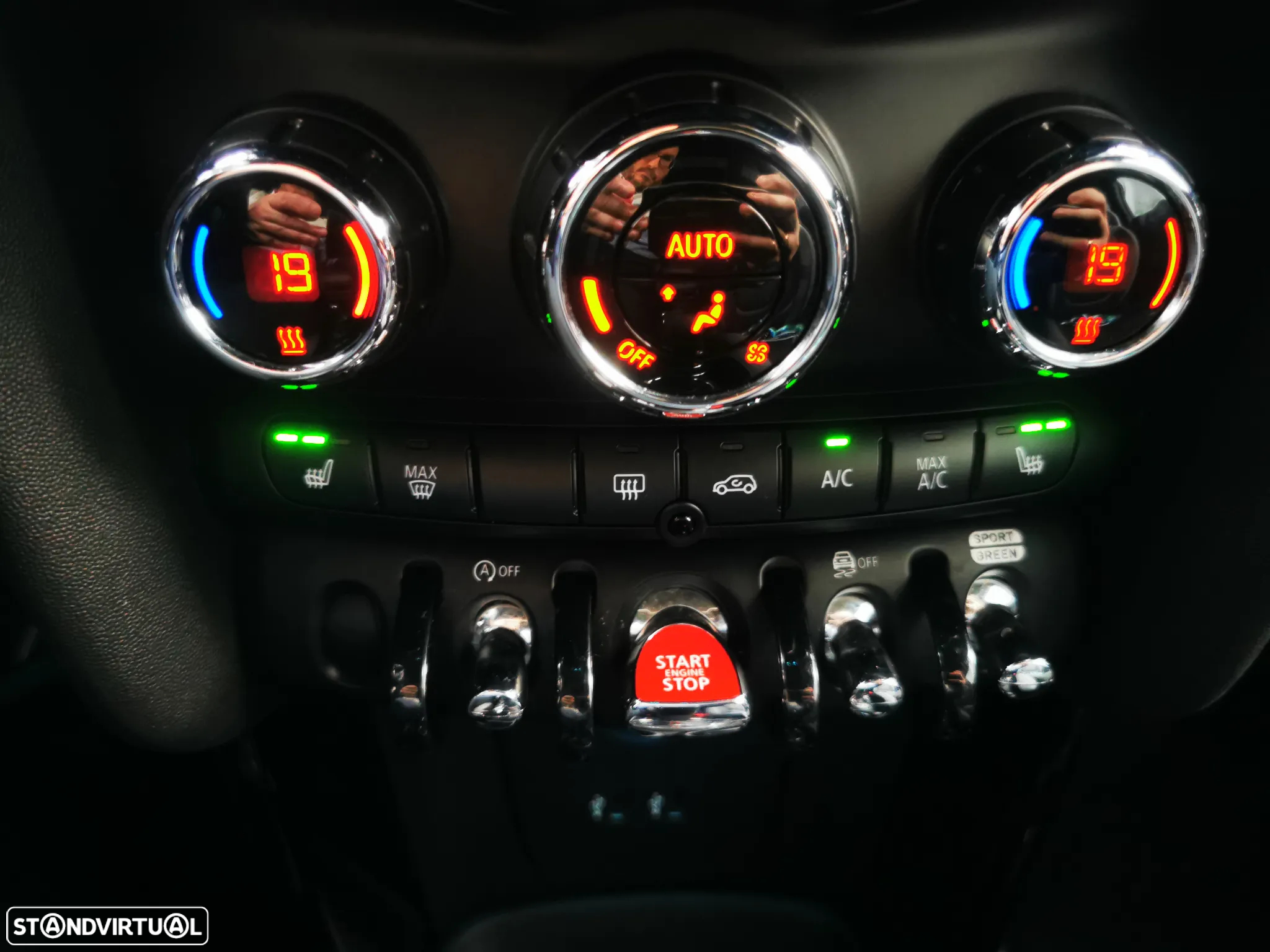 MINI 3 Portas John Cooper Works Aut. - 25