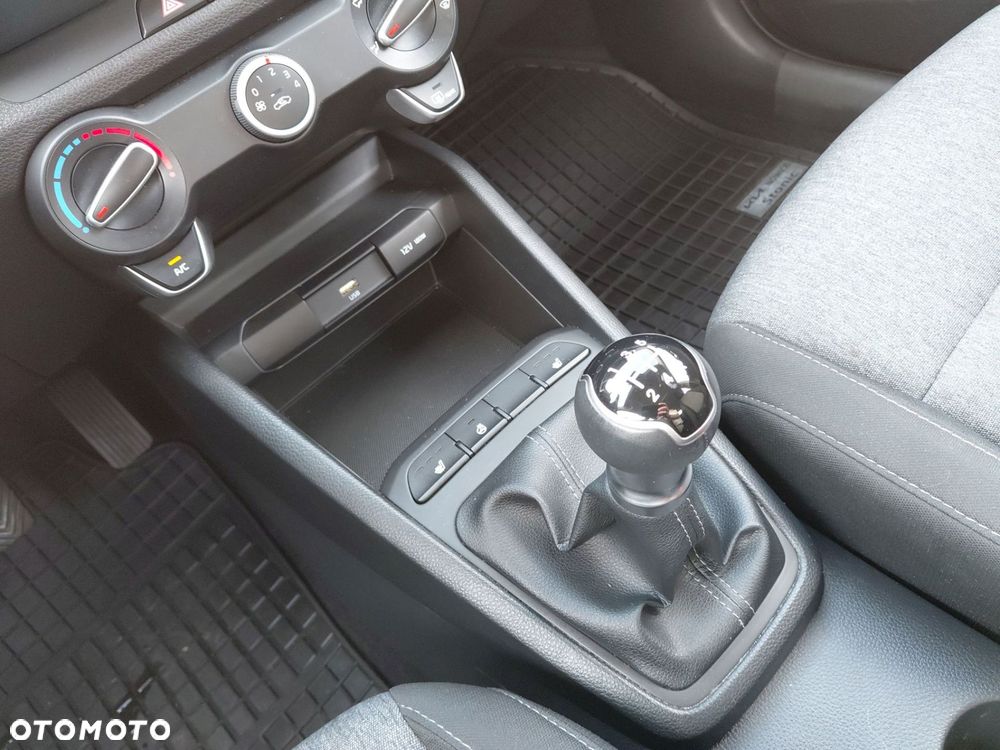 Kia Stonic 1.2 M - 15