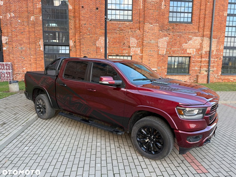 RAM 1500 Crew Cab Laramie - 3