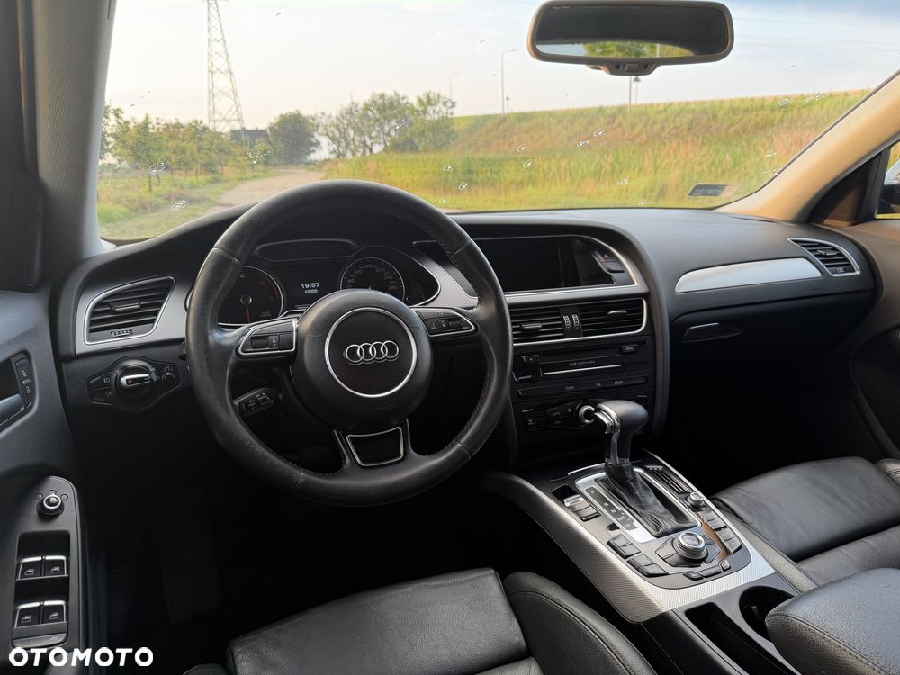 Audi A4 Avant - 16