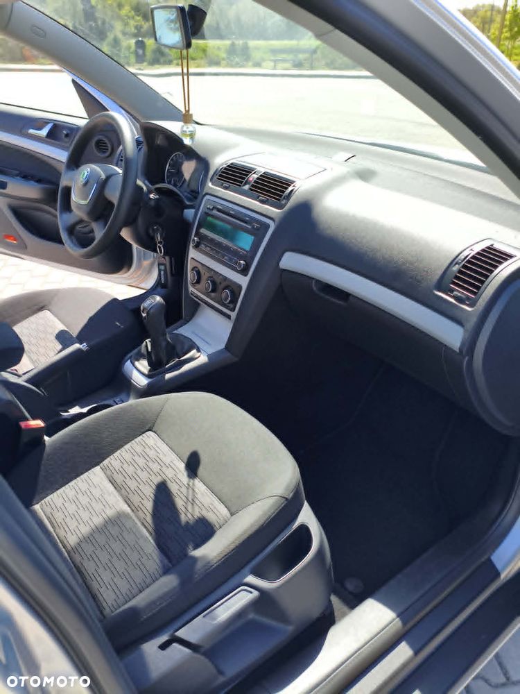 Skoda Octavia 1.6 TDI Ambiente - 12