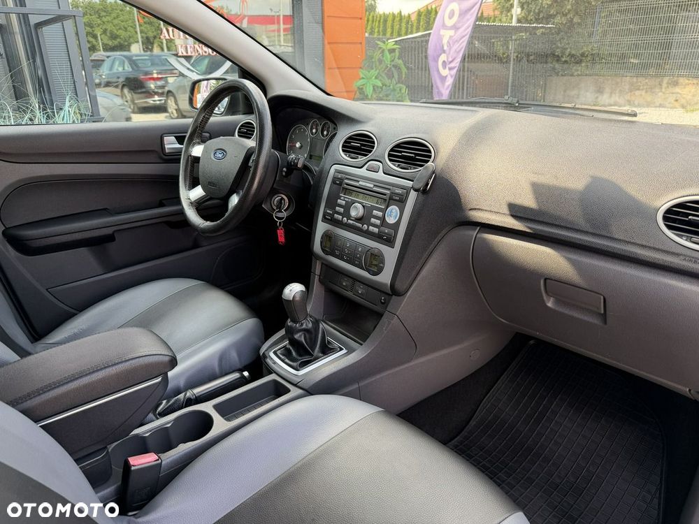 Ford Focus - 22