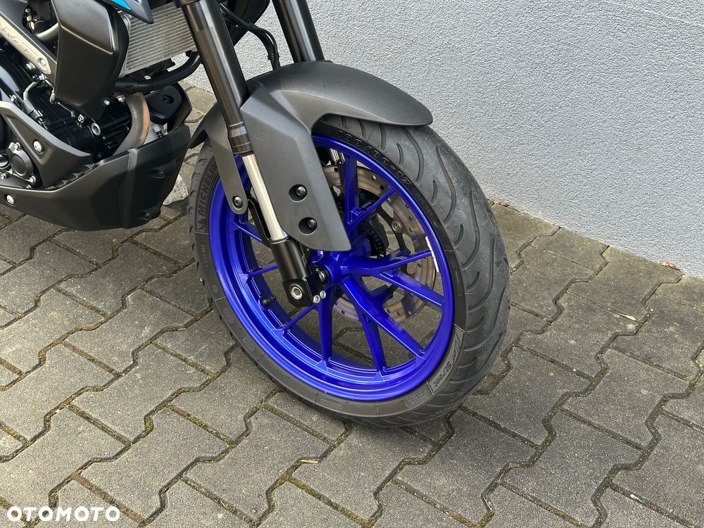 Yamaha MT - 20