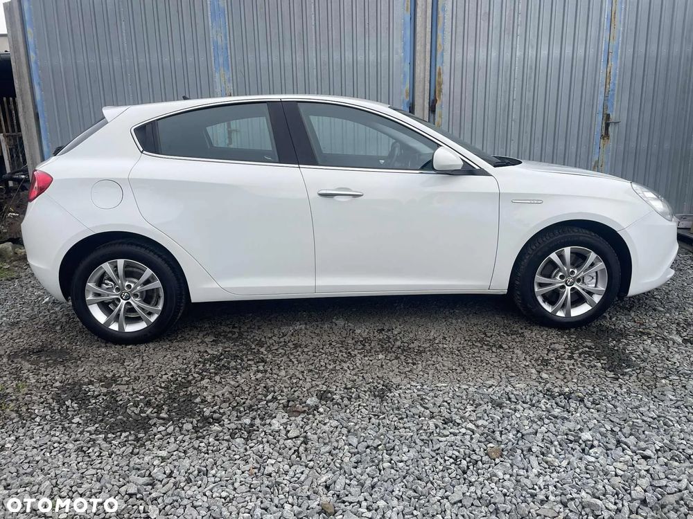 Alfa Romeo Giulietta - 3