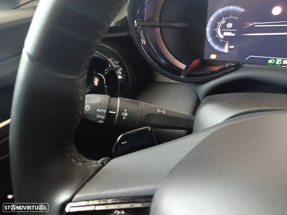 Alfa Romeo Junior 1.2 Speciale eDCT6 - 15