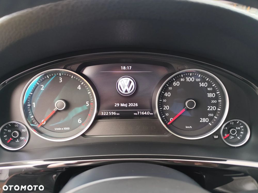 Volkswagen Touareg 3.0 V6 TDI 4XMot BMT - 11