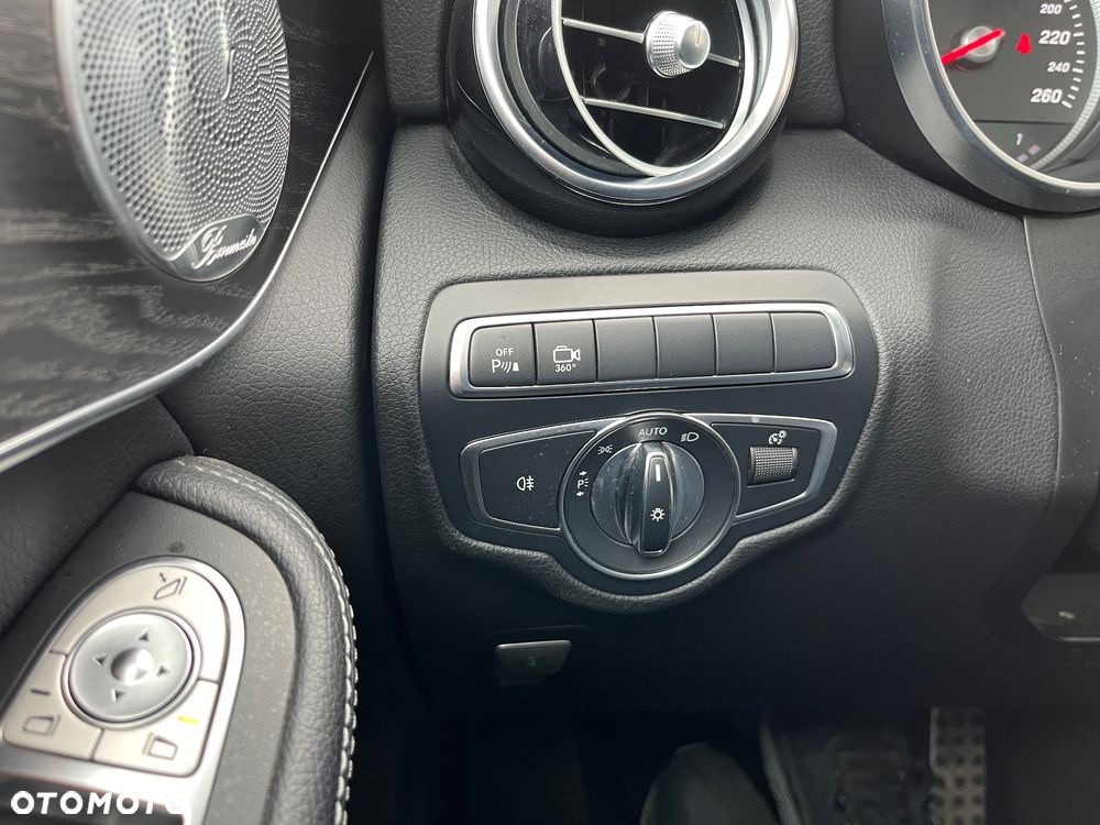 Mercedes-Benz GLC - 15