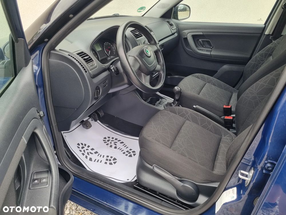 Skoda Fabia 1.2 TSI FAMILY - 10