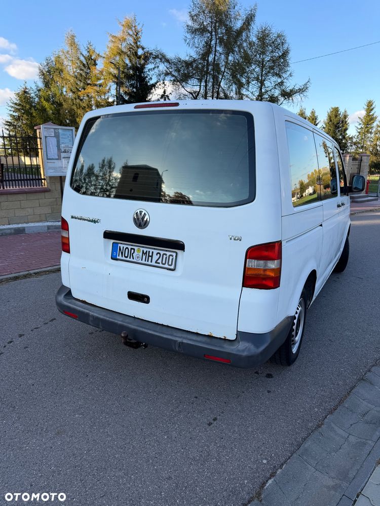 Volkswagen Transporter - 8