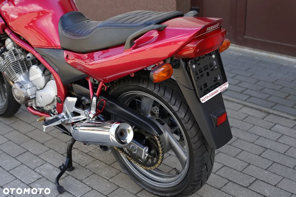 Yamaha XJ - 25