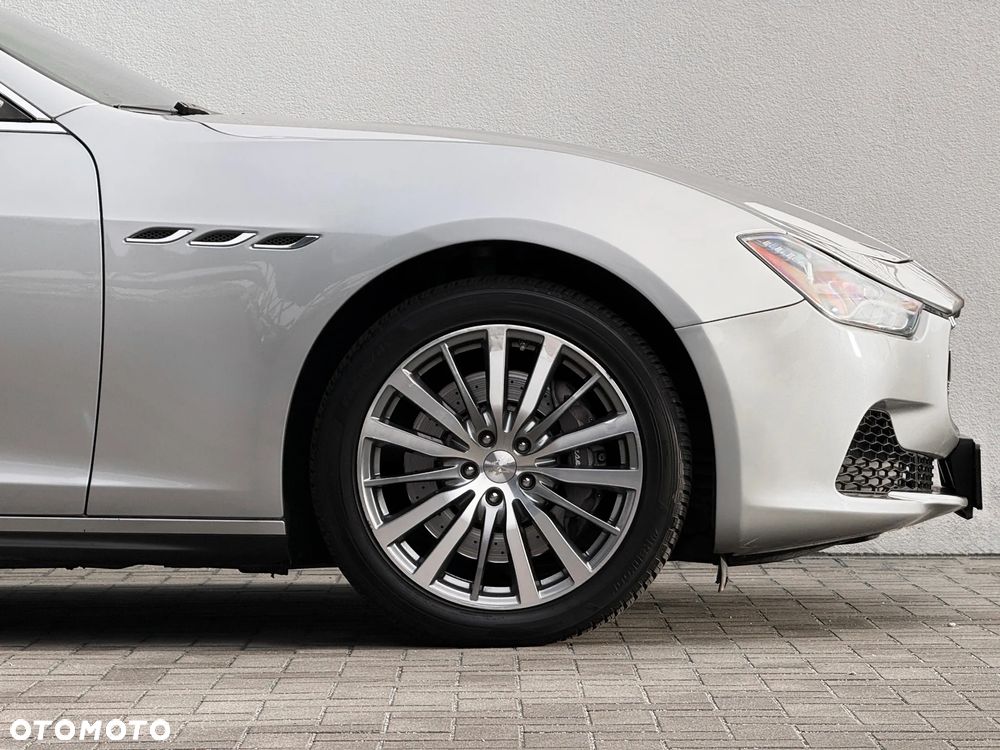 Maserati Ghibli - 12