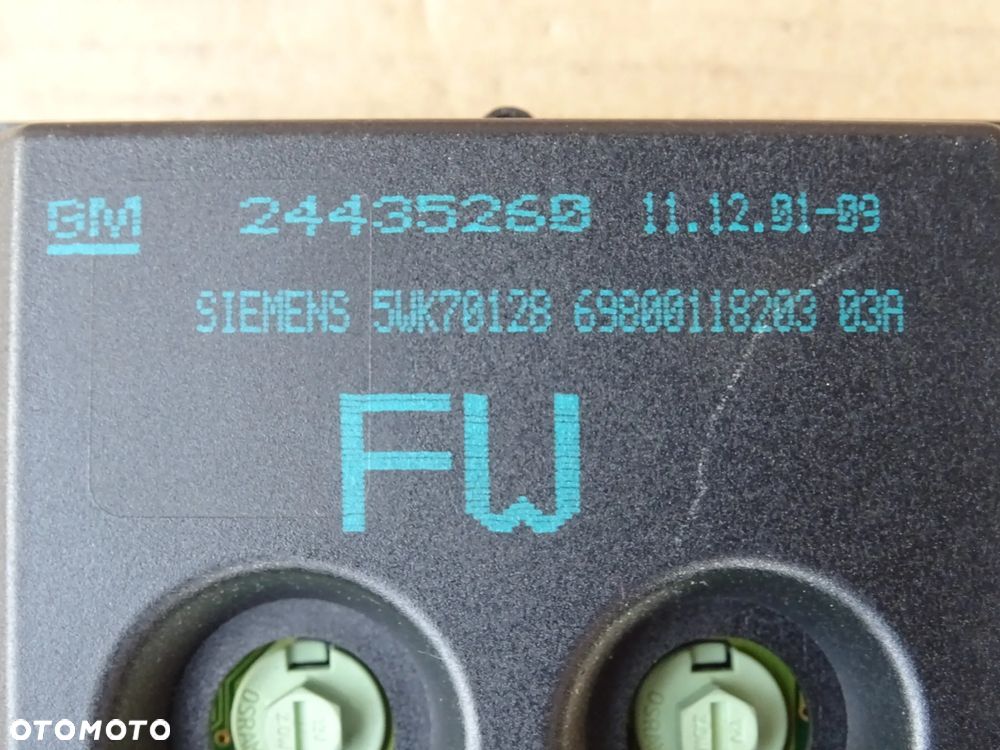 OPEL OMEGA B MID WYŚWIETLACZ MULTIFUNKCYJNY KOMPUTER POKŁADOWY 32pin - 4