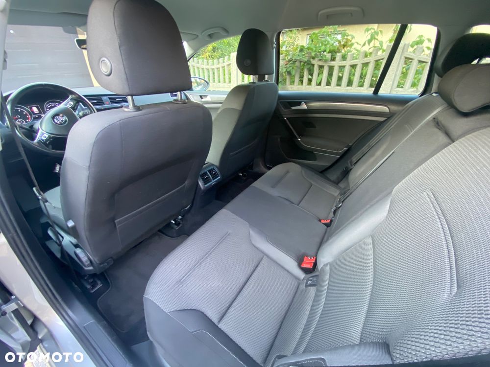 Volkswagen Golf 1.5 eTSI EVO United DSG - 17