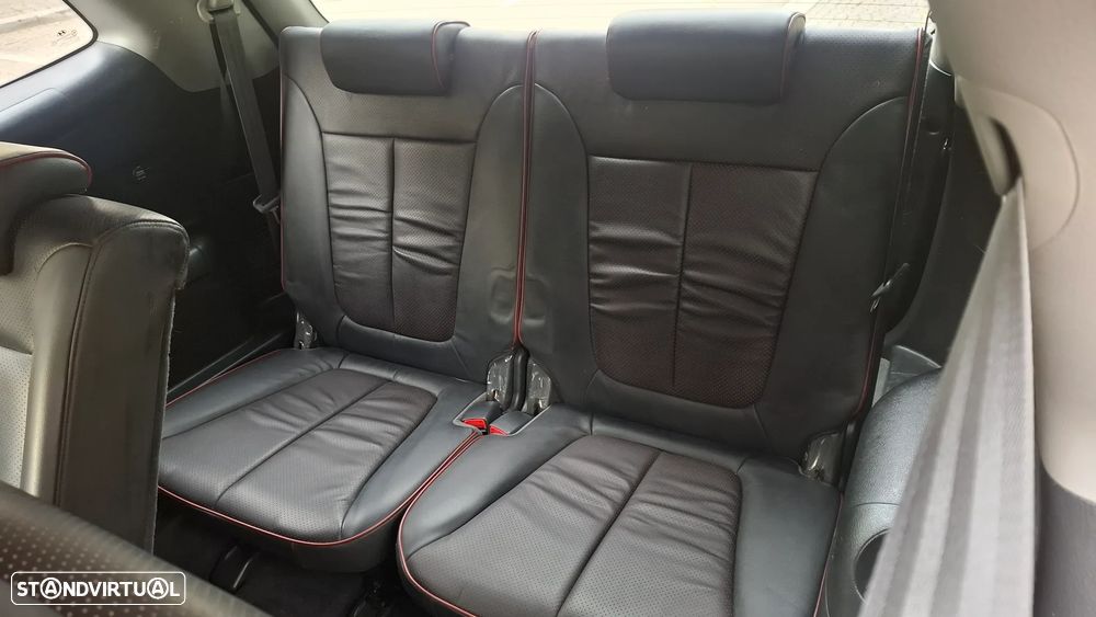 Hyundai Santa Fe 2.2 CRDi 7Wagon Sport - 11