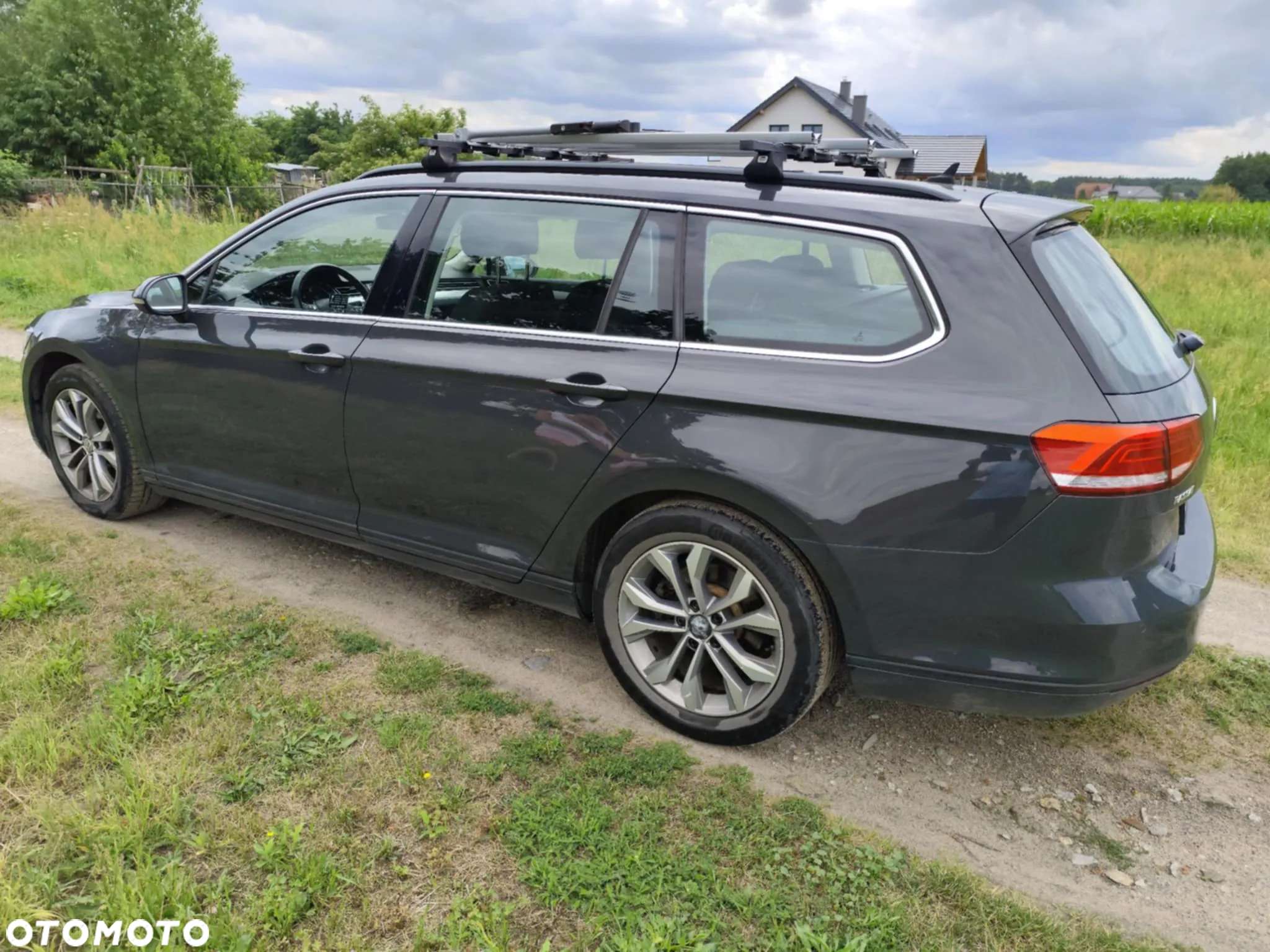 Volkswagen Passat - 3