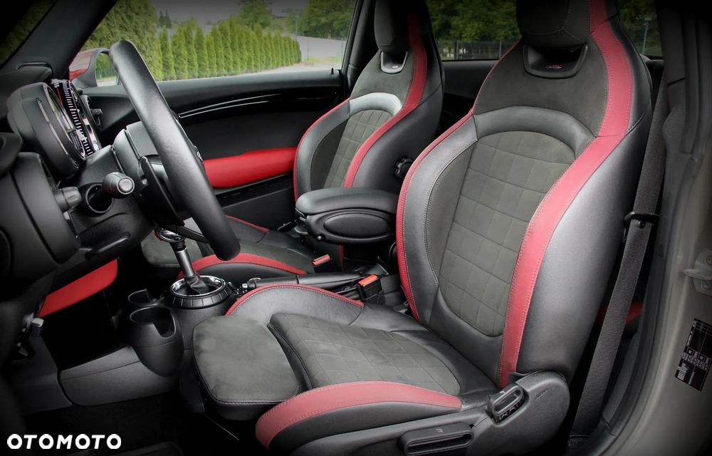 MINI John Cooper Works Copper sport - 9