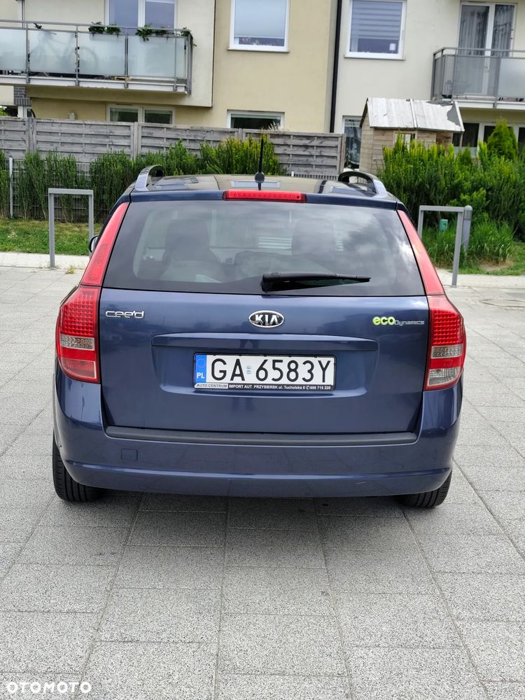 Kia Ceed 1.6 Crdi Comfort + - 4