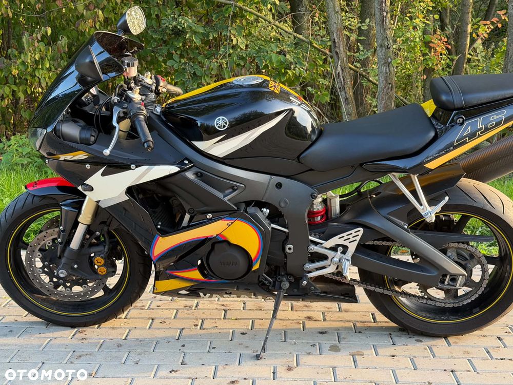 Yamaha R6 - 9