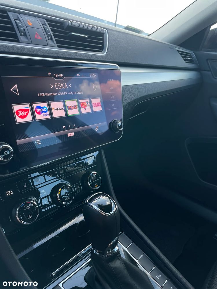 Skoda Superb 2.0 TDI Ambition DSG - 17