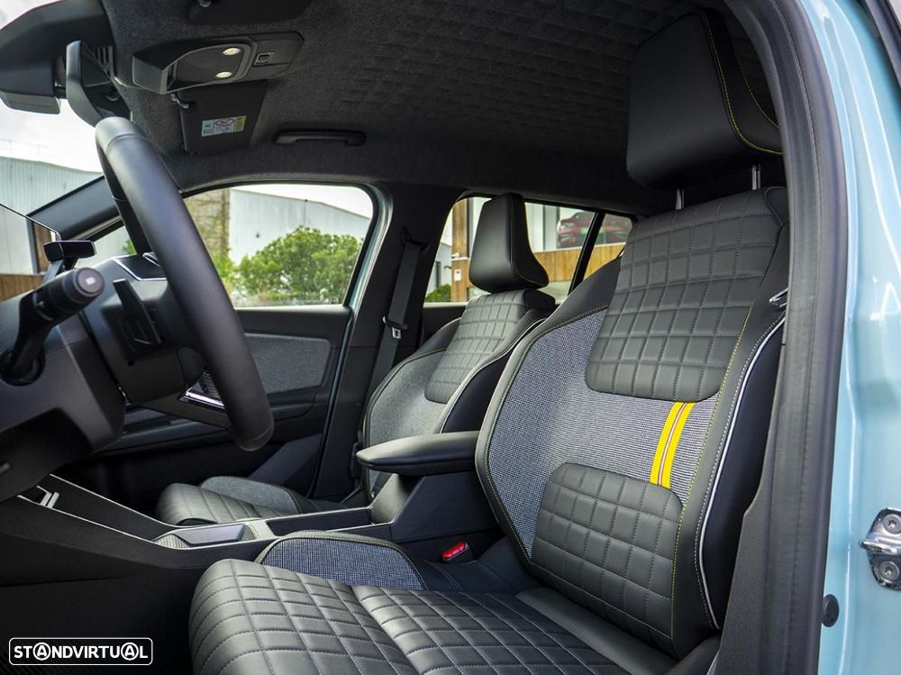 Renault 4 E-Tech 52 kWh Iconic Autonomia Conforto - 28