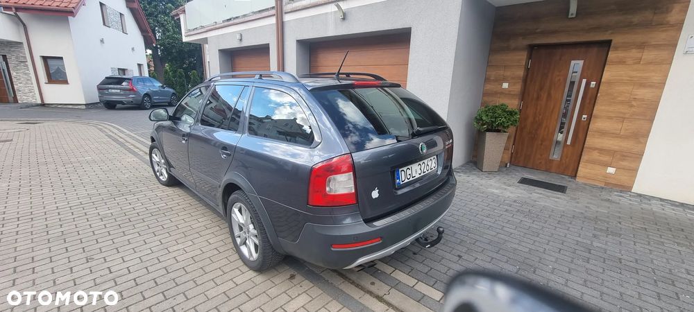 Skoda Octavia Scout 1.8 TSI - 3